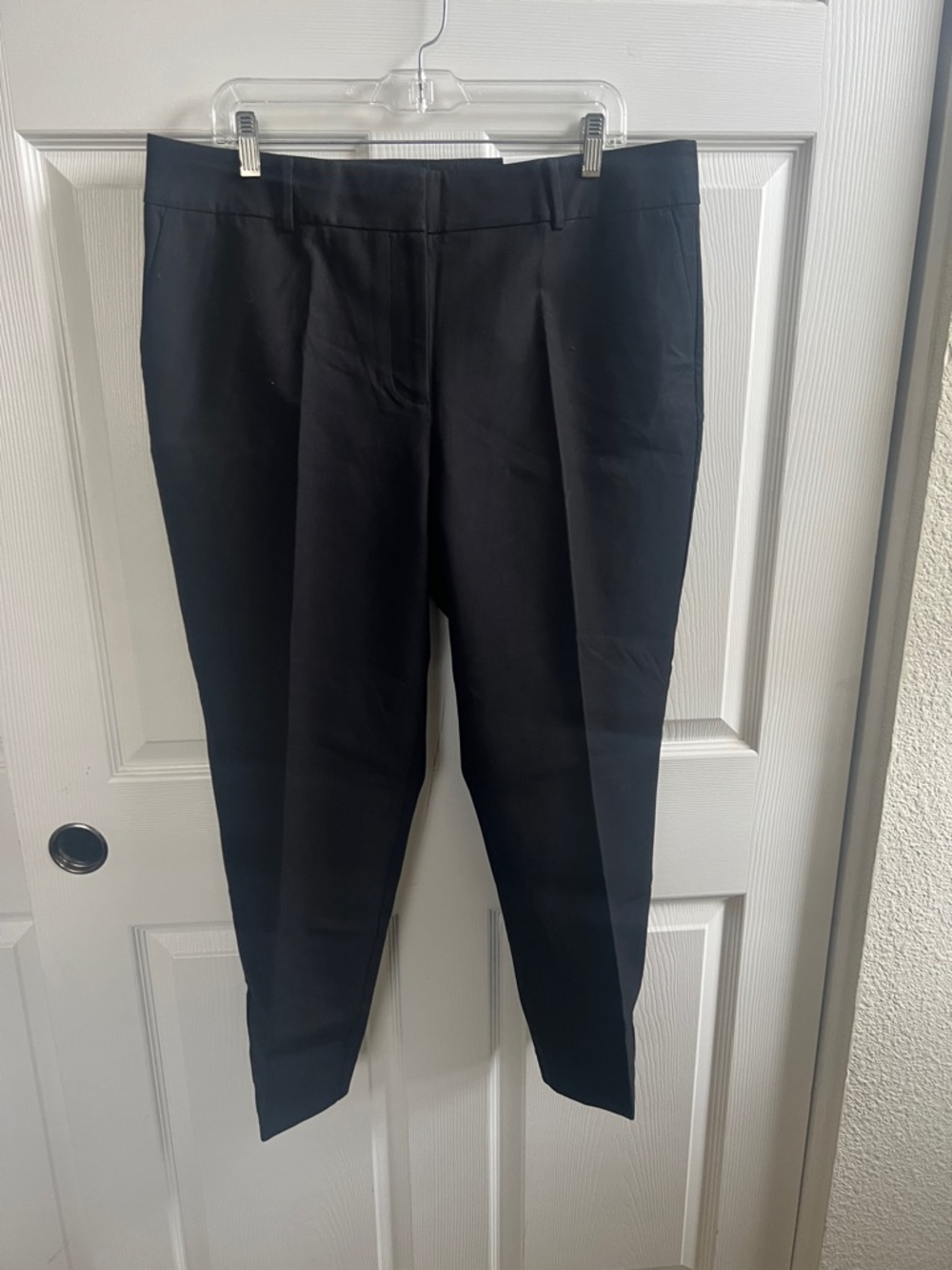 Ann Taylor Factory Black Tailored Cropped Dress Pants